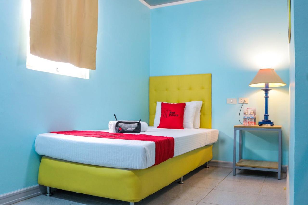 Reddoorz Plus New Era Budget Hotel Mandaue Former Reddoorz Plus Near Uv Mandaue Cebu Zewnętrze zdjęcie